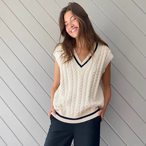 Aritzia Sweaters - Aritzia Sunday Best Cream Brown Winston Cable Knit Sweater Vest S